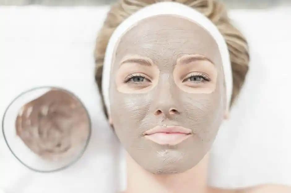Kil Maskesi Uygulama Rehberi: Adım Adım Doğal ve Etkili Cilt Bakımı