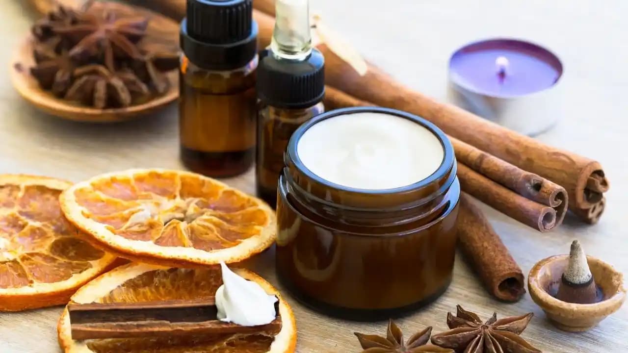 Kozmetik Mağazaları ve Online Platformlar: Güzelliğinize Ulaşmanın En Güvenilir Yolları