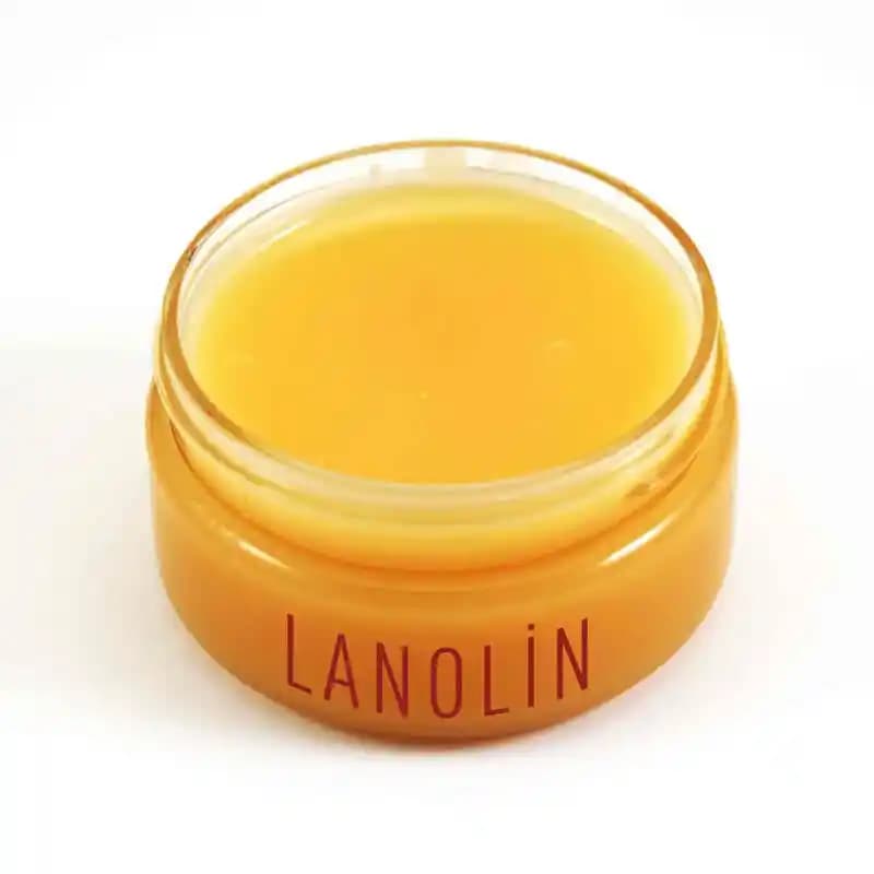 Lanolin Nedir, Güvenli Mi Yoksa Zararlı Mı? Kozmetik İçeriğinde Lanolin Kullanımı