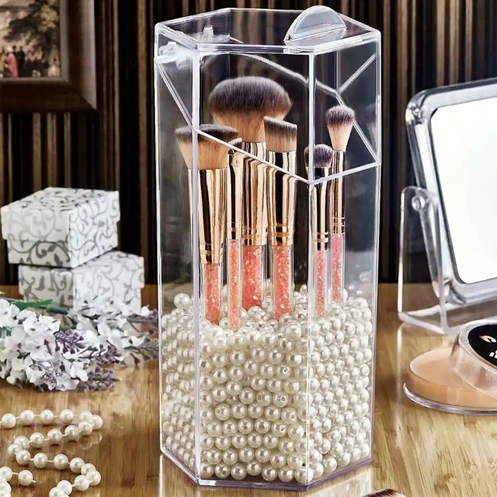 Makyaj Fırça Kutusu Seçimi: Hijyen ve Düzen İçin En İyi Modeller ve İpuçları