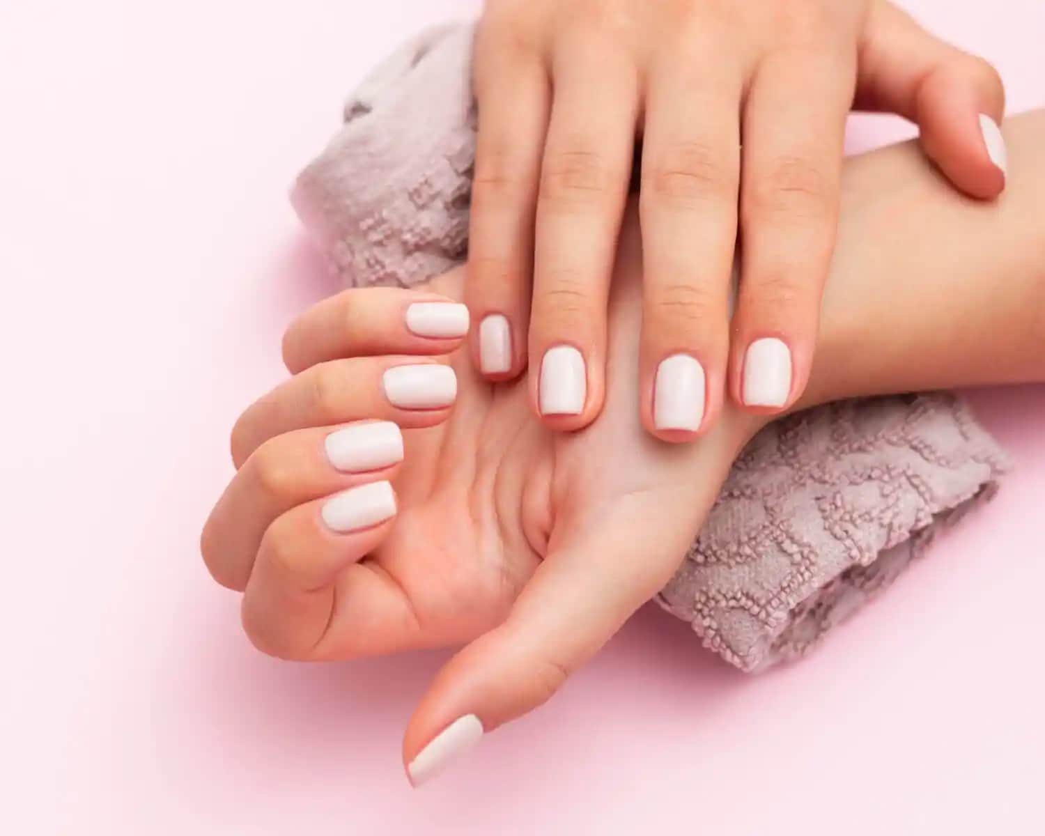 Manikür Nereye Yapılır En Güvenilir ve Hijyenik Seçenekler Rehberi