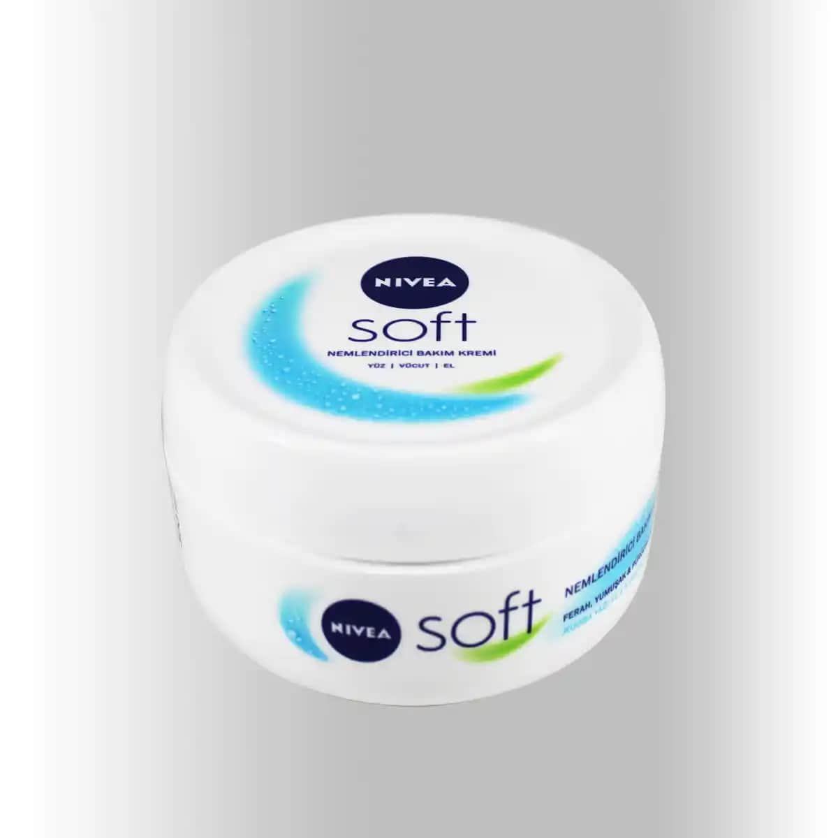 Nivea Soft Nemlendirici: Çok Yönlü Kullanımı ve Cilt Sağlığına Katkıları