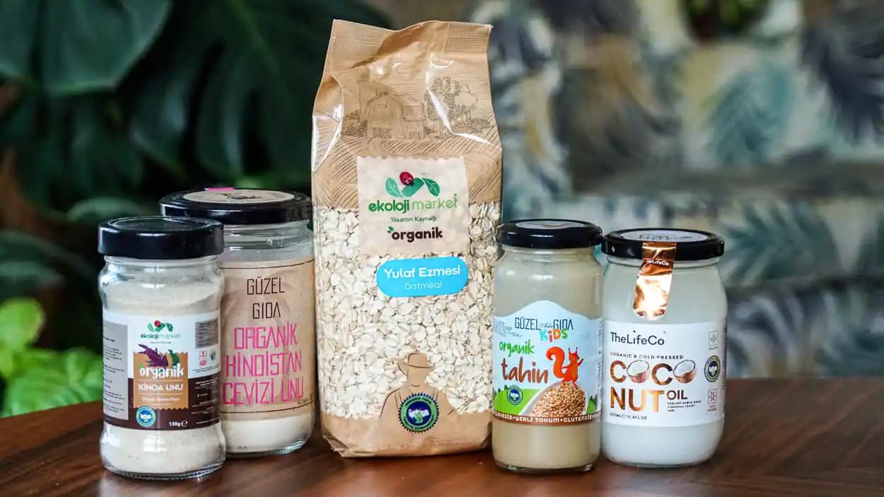 Organik Kozmetik Markaları ve Doğallığın Gücü Hakkında Kapsamlı Bilgi