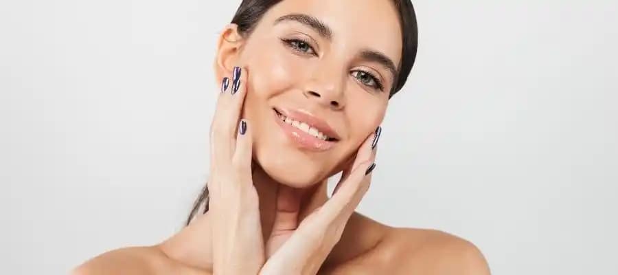 Peptit Maskeleri ile Cilt Sağlığını Güçlendiren Güncel Bakım Yöntemleri