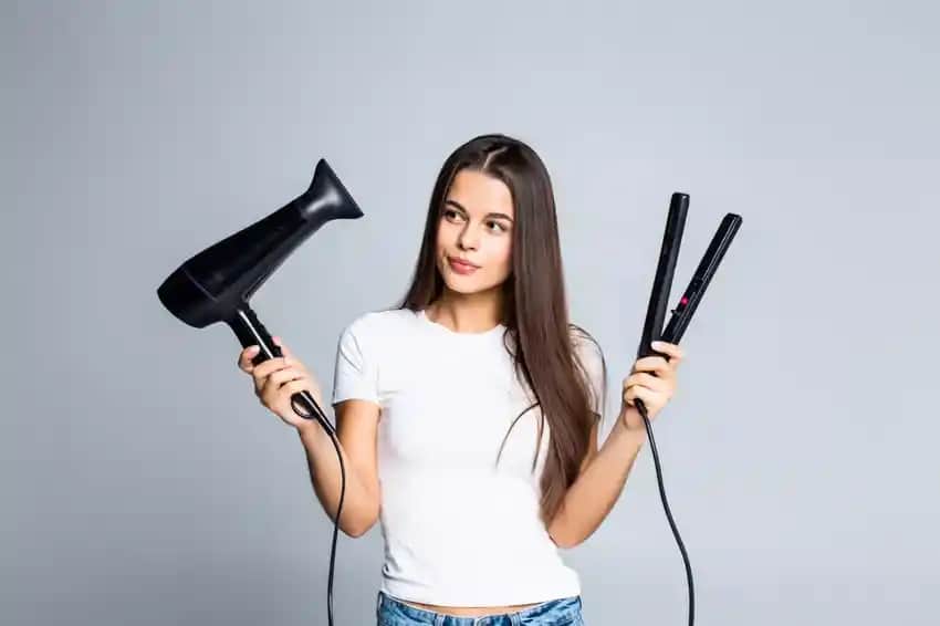 Saç Kuruluğu Nedenleri ve Doğal Çözüm Yöntemleri Hakkında Kapsamlı Bilgi