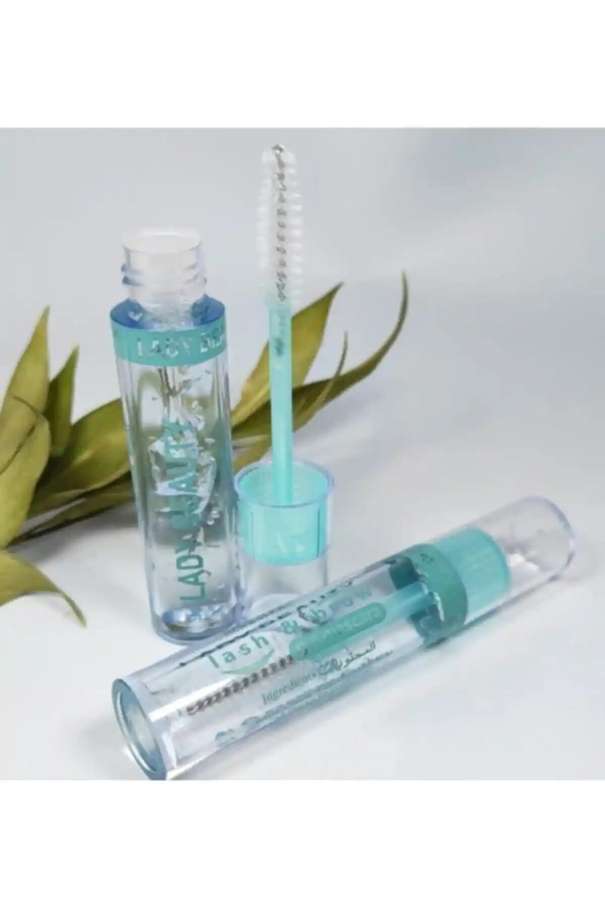 Şeffaf Rimel Nedir ve Doğal Makyajda Kullanım Avantajları Nelerdir