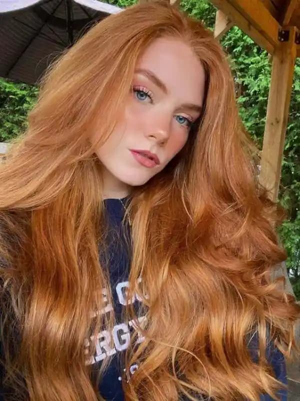 Sonbahar Saç Rengi Trendleri: Doğal ve Şık Tonlarla Yenilenme Rehberi