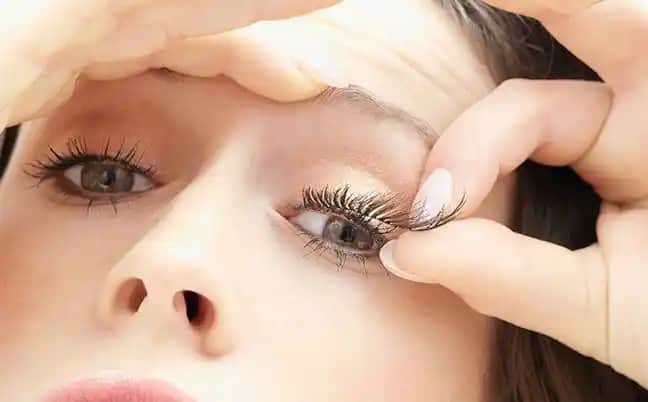 Takma Kirpik Temizleme ve Bakım Rehberi: Göz Sağlığını Koruyan İpuçları