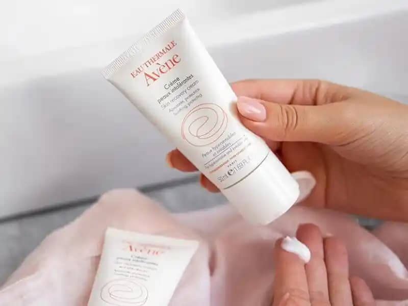 Yüz Kuruluğuna İyi Gelen En Etkili Kremler ve Nemlendirme Rehberi