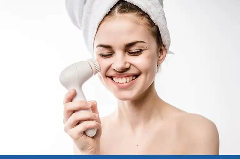 Yüz Temizleme Cihazı Kullanımı: Adım Adım Doğru ve Etkili Temizlik Rehberi