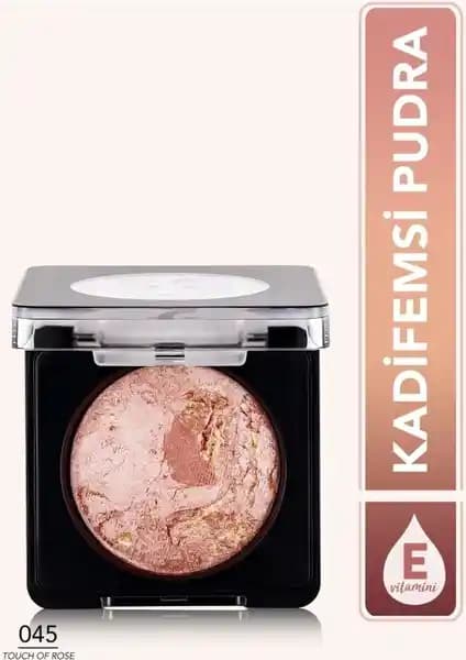 Flormar Baked Blush On Karşılaştırması: 045 Touch Of Rose ve 056 Peachy Pink Ürünleri