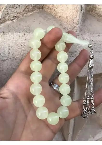 İki farklı kehribar tesbih modeli karşılaştırması: özellikler ve kullanıcı yorumları