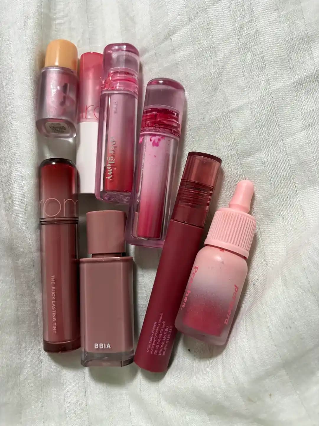 K-Beauty Dudak Ürünleri Swatch ve Performans Analizi: Renk, Kalıcılık ve Konfor Değerlendirmesi