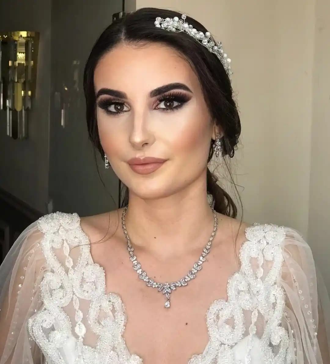 Gelin Makyajı Provasında İki Denemenin Karşılaştırılması ve Kalıcılık Önerileri