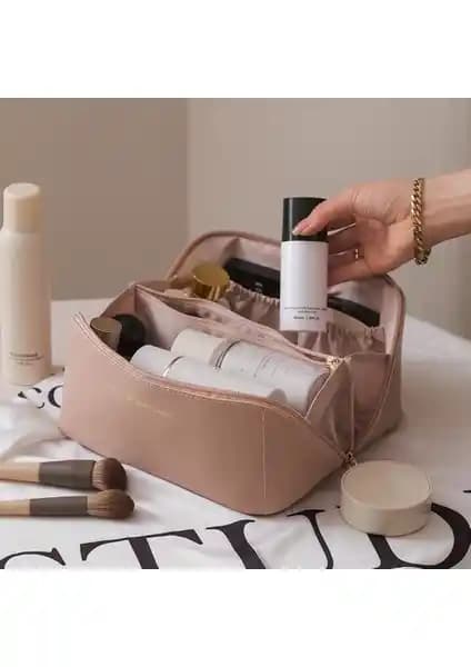 Kozmetik ve Makyaj Çantası Karşılaştırması: Hangi Ürün Sizin İçin Uygun