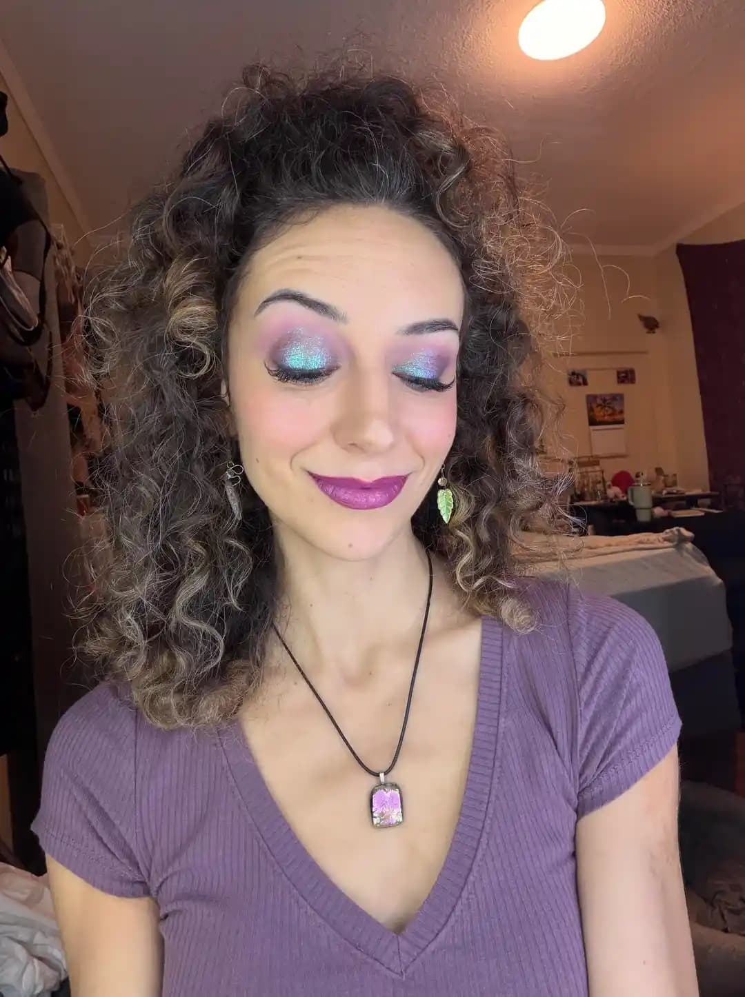 Multichrome Makyaj ve Ombré Dudak Teknikleriyle Renk Geçişi ve Derinlik Yaratma Yöntemleri