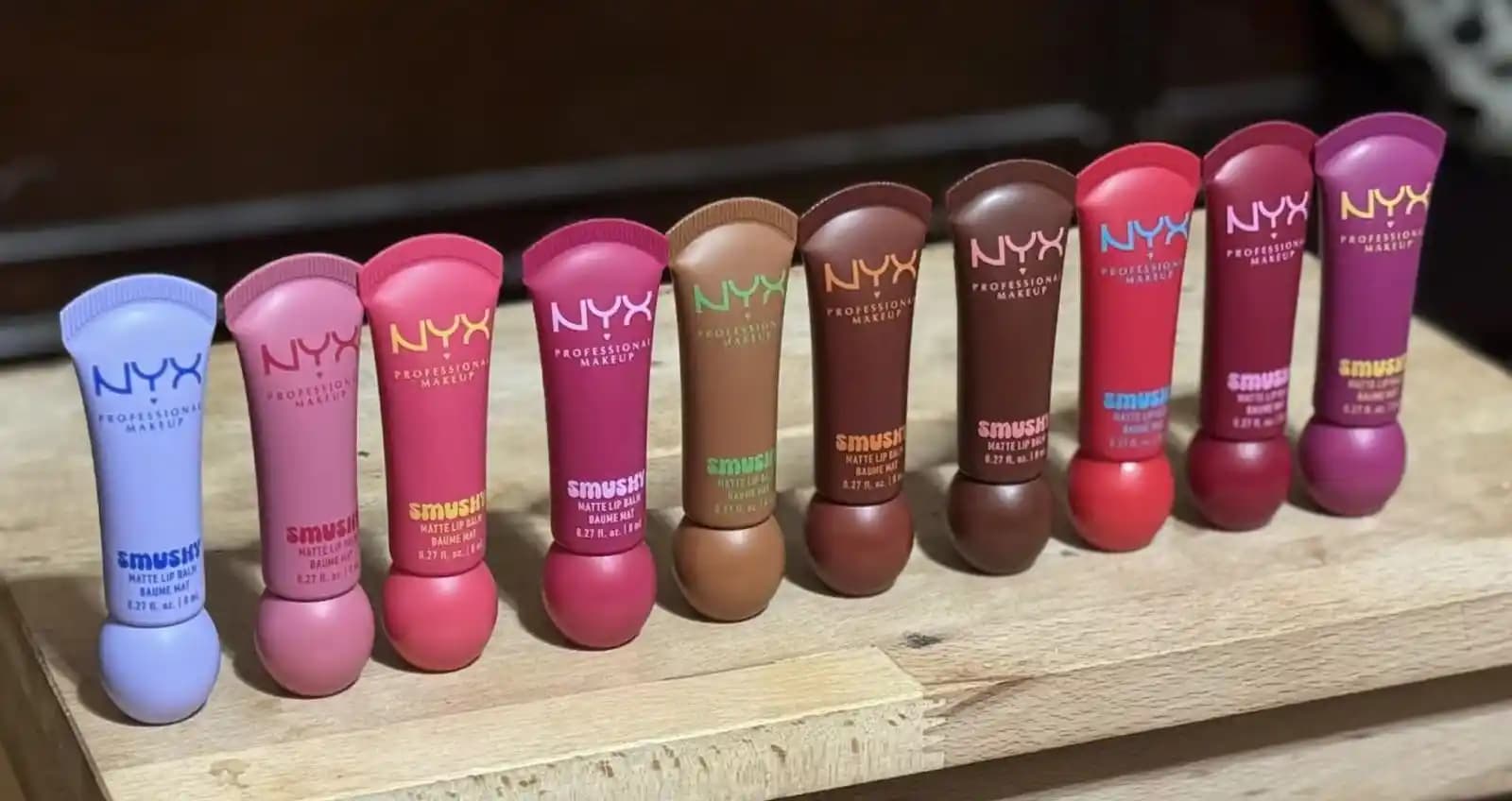 NYX Smushy Lip Balm: Mat Bitişli Dudak Balsamı Özellikleri ve Kullanıcı Yorumları