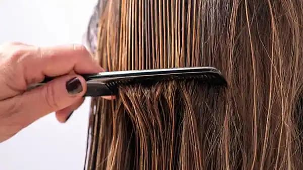 Saç Kırıklarının Kesilmesi ve Saç Sağlığının Korunması Üzerine Bilimsel Yaklaşımlar