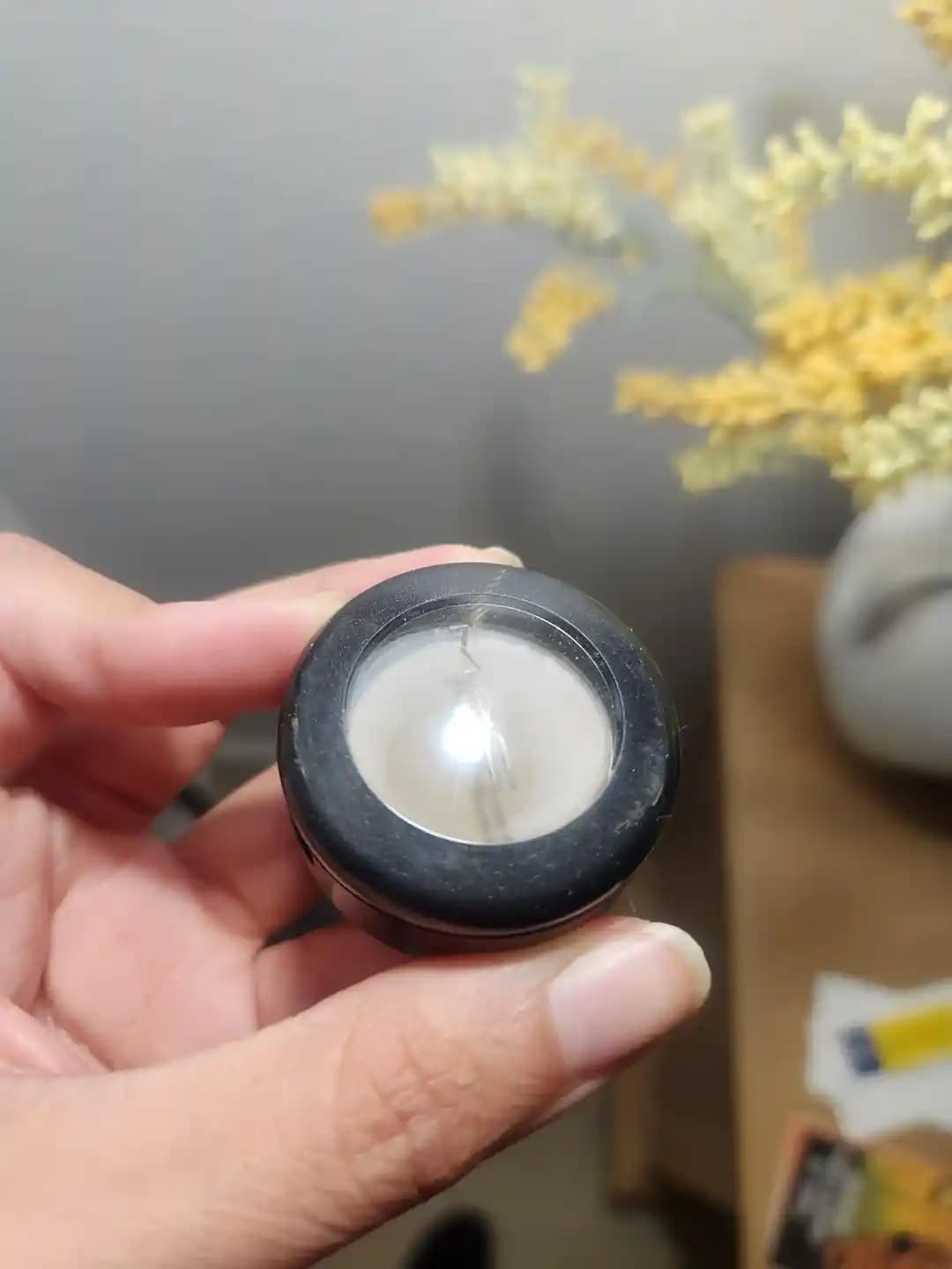 MAC Kozmetik Ürünlerinde Ambalajlama ve İade Süreçleri: Kullanılmış Ürün Şüphesi ve Kalite Değerlendirmesi