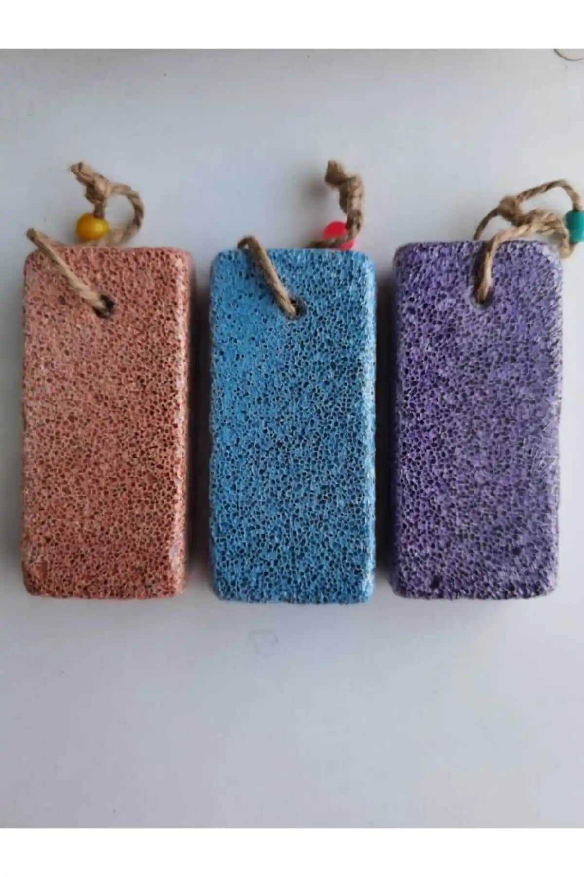 Anatolia Soap ve LET'SCRUB Ponza Taşı Karşılaştırması: Hangi Ürün Sizin İçin Uygun