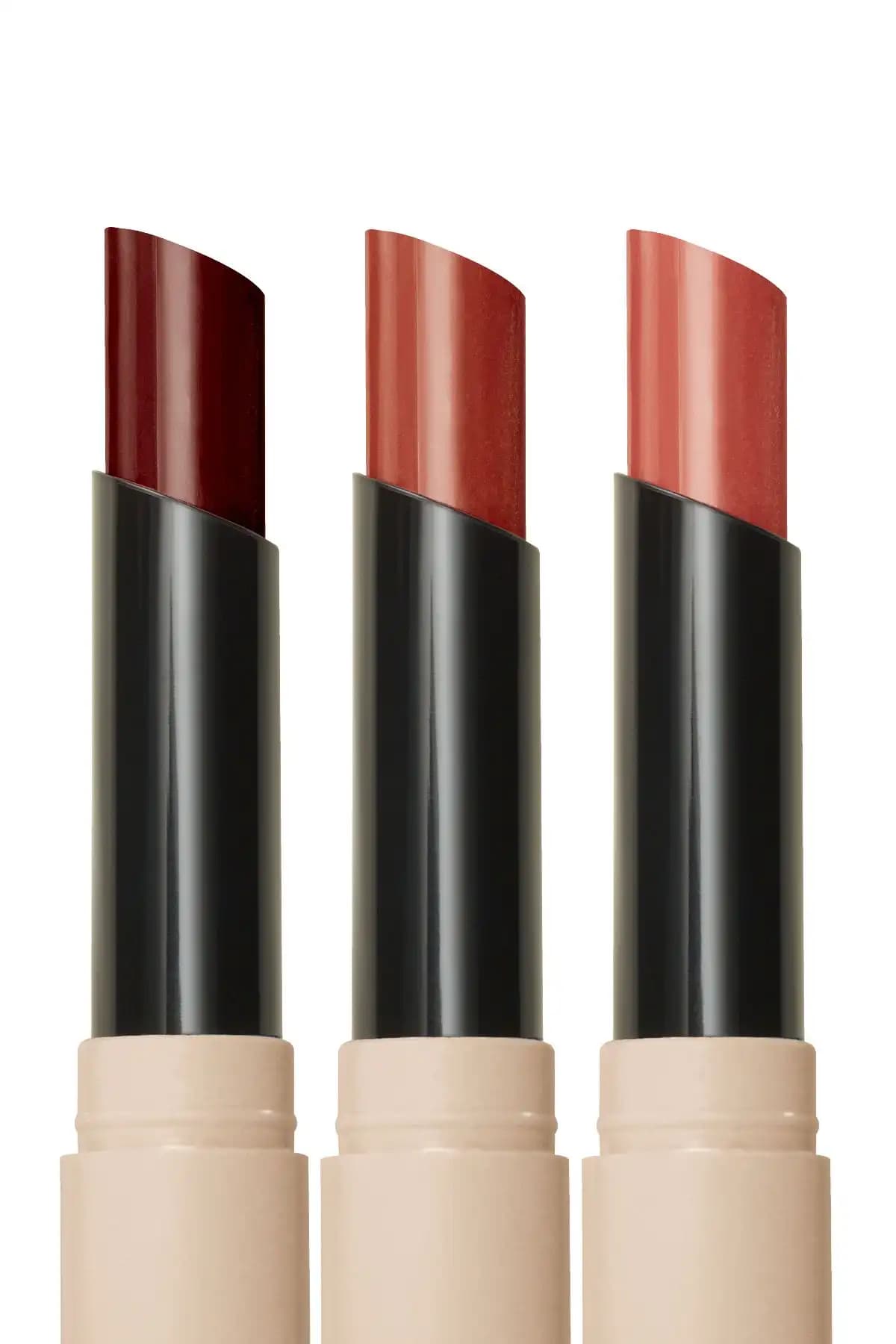 Avon Tinted Plum ve Flormar Shea Kakao Yağı Dudak Nemlendiricisi Karşılaştırması 1