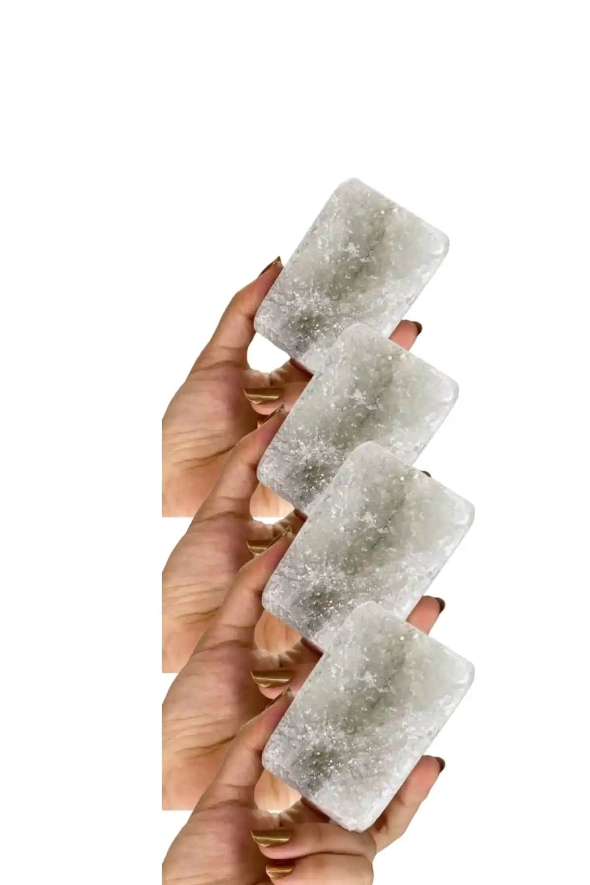 İPEKSOY Tuz Sabunu ve Uraw Sarı Kantaron Sabunu Karşılaştırması: Hangi Ürün Sizin İçin Uygun