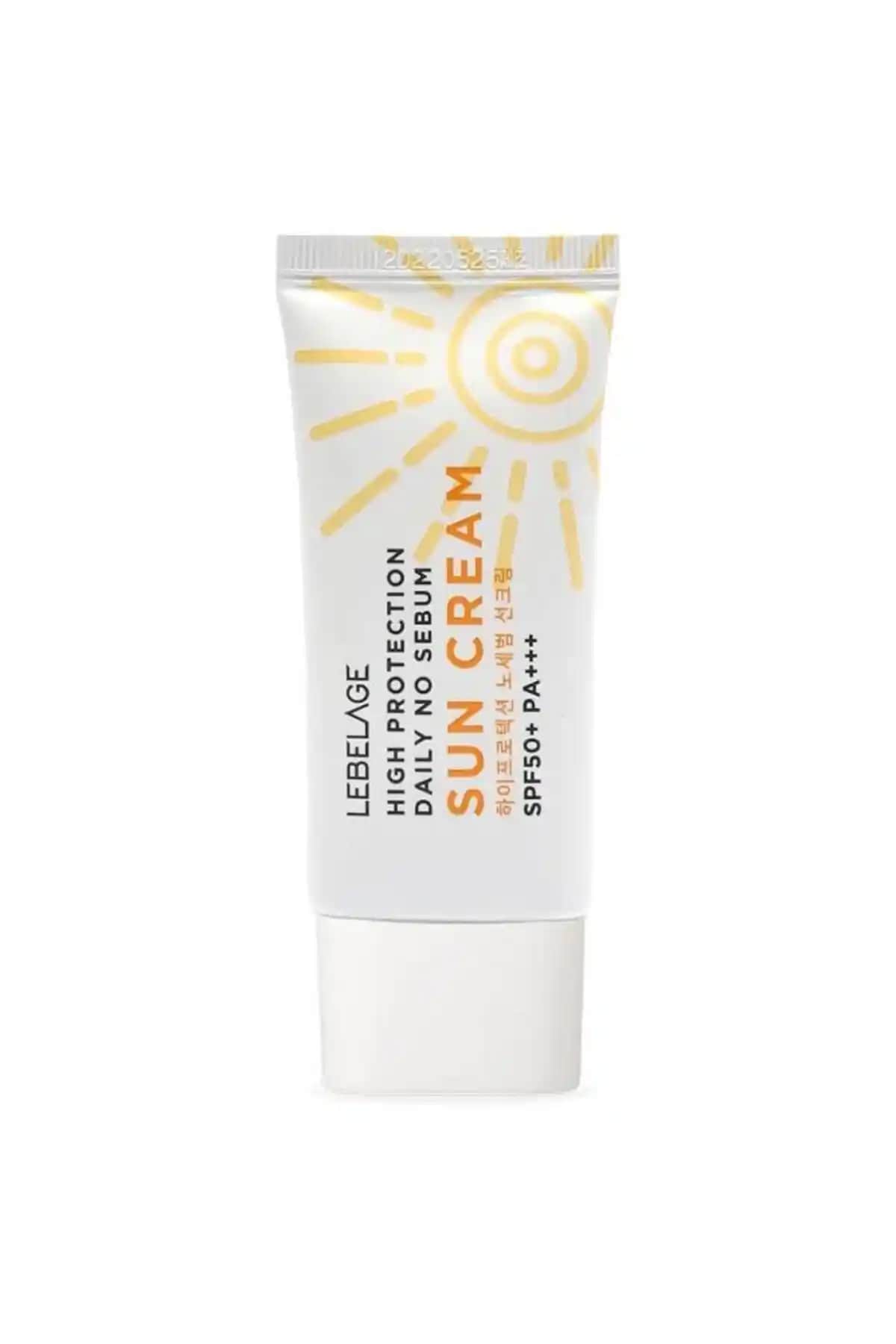 Lebelage No Sebum Güneş Kremi Yağlı ve Karma Ciltler İçin Yüksek Koruma SPF50 PA