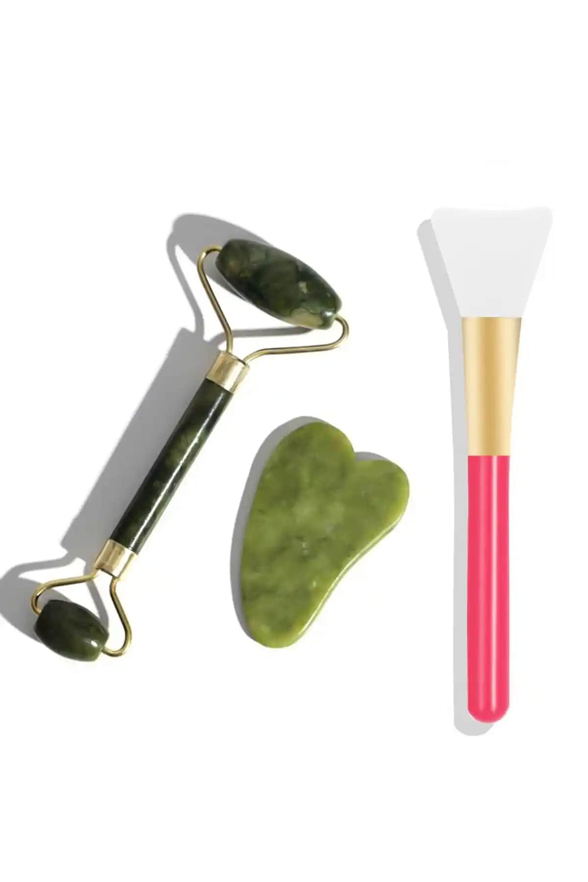 Müjgan 3'lü Cilt Bakım Seti Yeşim Taşı ve Gua Sha ile Doğal Güzellik