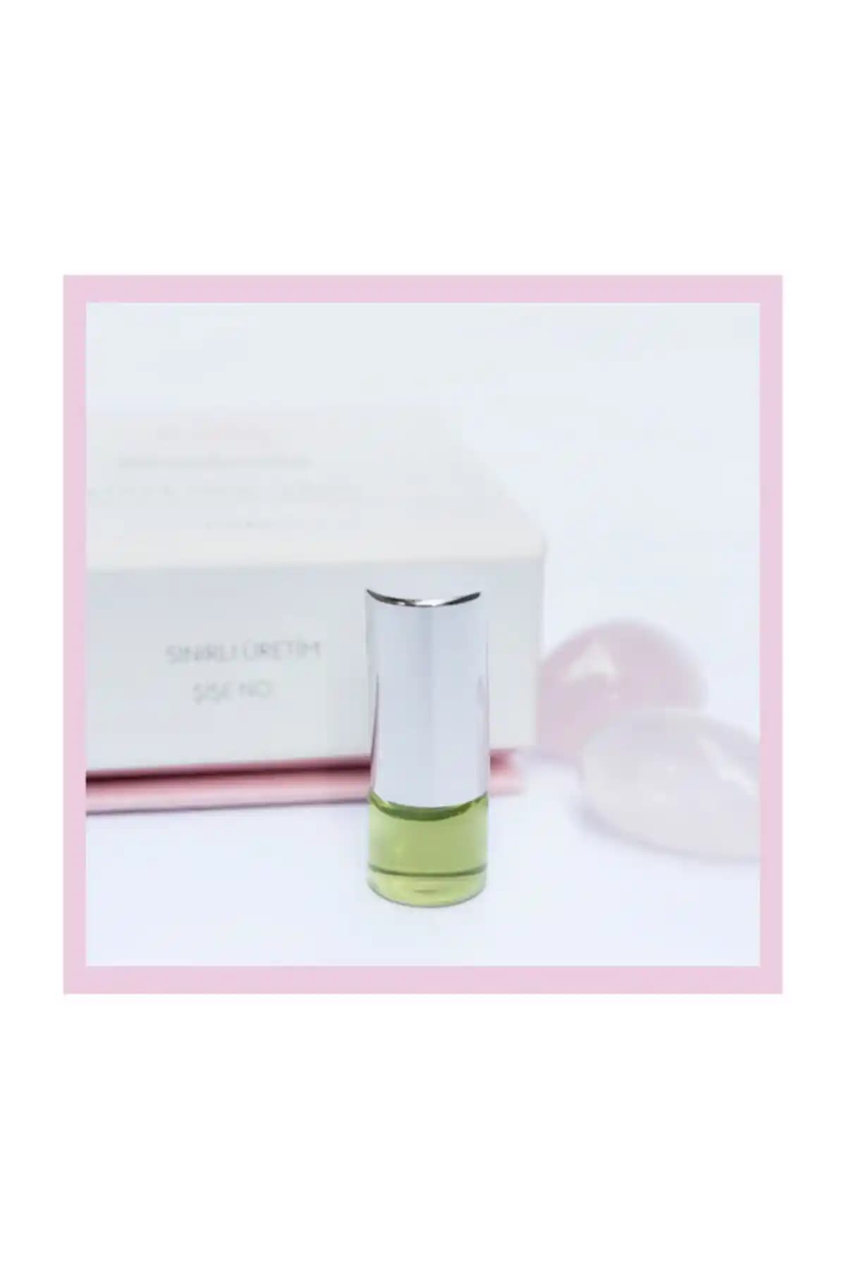 Rose and Cure Saf Gül Yağı 1ml: Doğal Güzellik ve Ruh Sağlığı İçin Güçlü Bir Destek