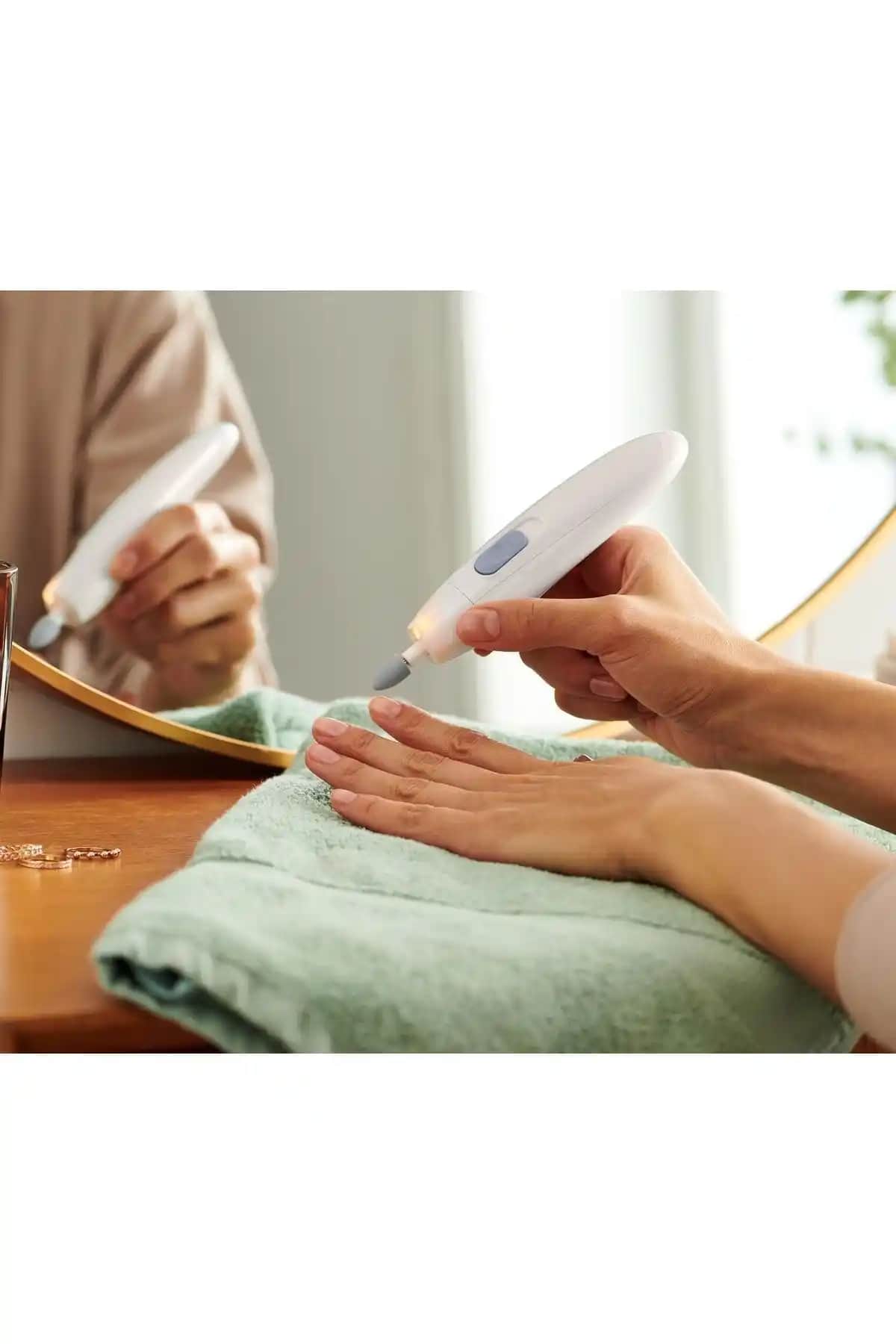 Tchibo Manikür ve Pedikür Aleti: Çok Fonksiyonlu Tırnak ve Cilt Bakım Cihazı