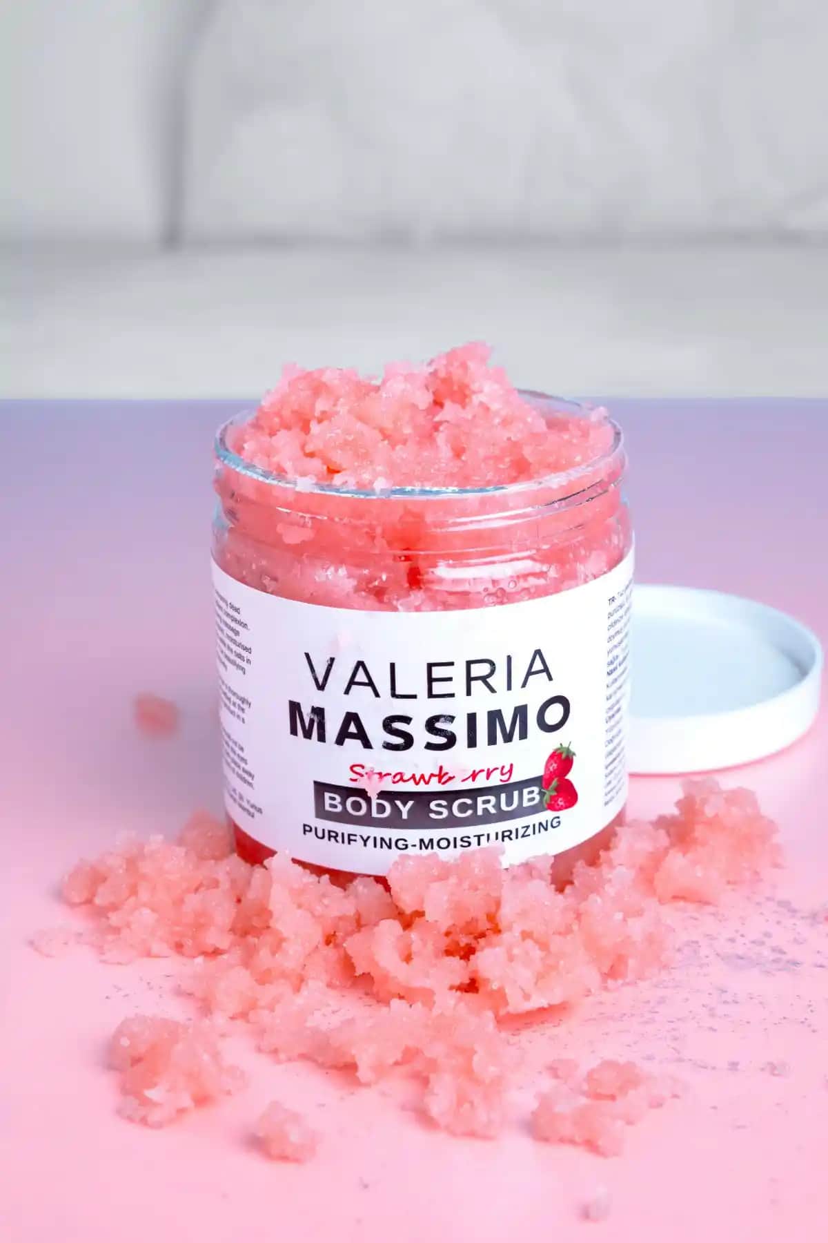 Valeria Massimo Çilek Özlü Vücut Peelingi: Doğal ve Etkili Cilt Bakımı Ürünü