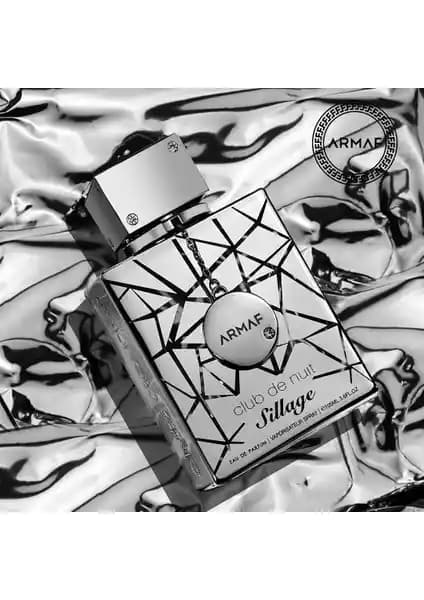 Armaf Club De Nuit Sillage Parfümü: Odunsu ve Çok Yönlü Koku Deneyimi