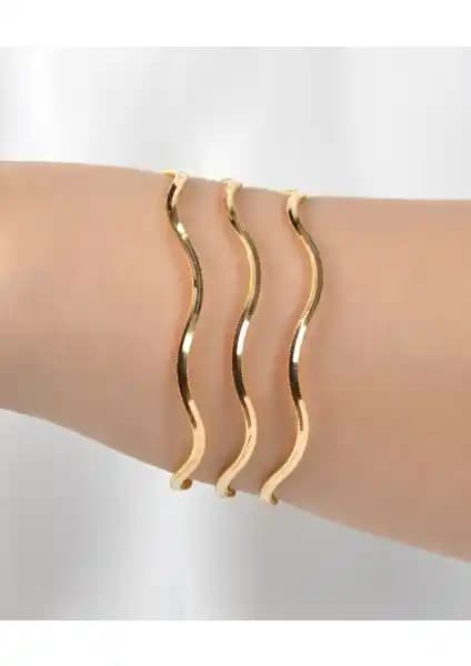 Kuyumcu Nurettin Dalgalı Ajda Bilezik 22 Ayar Saf Altın ile Zarif ve Dayanıklı Tasarım