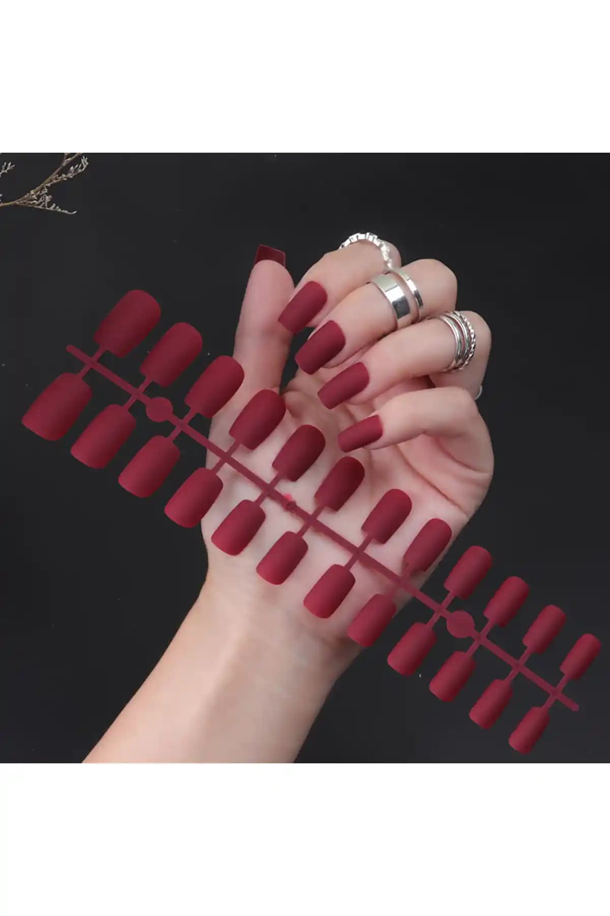 Nail Master 24’lü Küt Takma Tırnak Seti Profesyonel ve Estetik Kullanım İçin