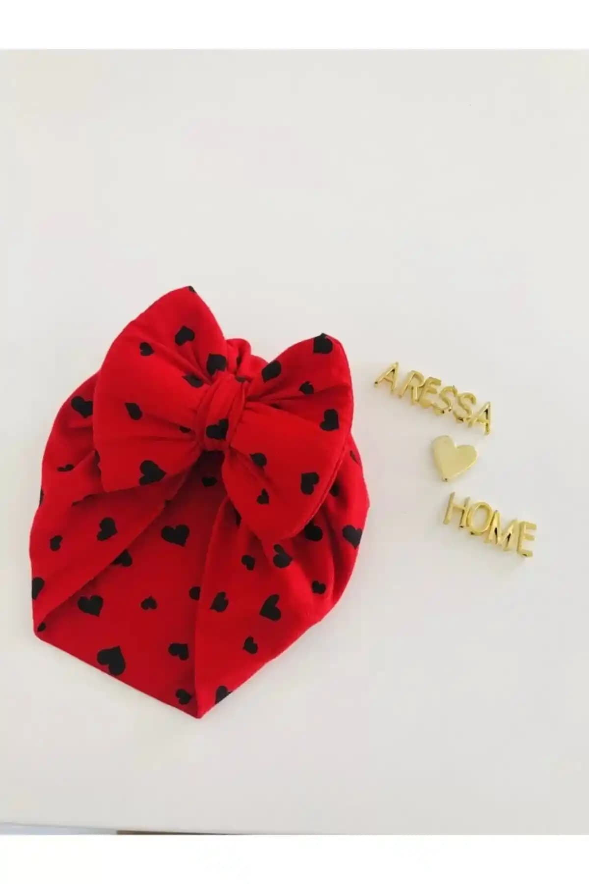 ÖZLEM BEBE Kurdelalı Çift Katlı Bebek Bone Bandana: Şıklık ve Fonksiyonellik Bir Arada