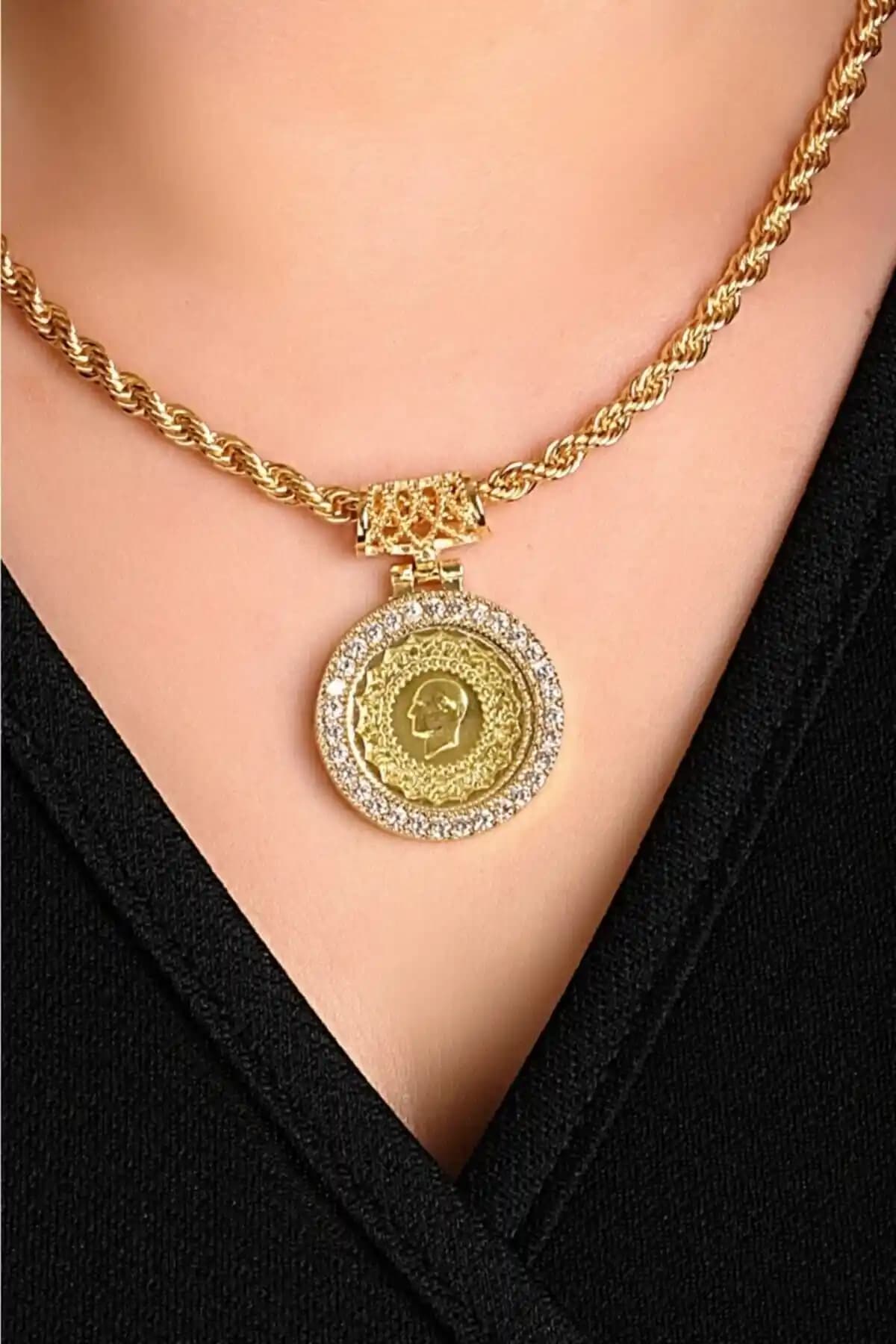 Altın Halat Kolye Karşılaştırması: Aytek Gold ve RUHBAŞ Pırlanta Modelleri