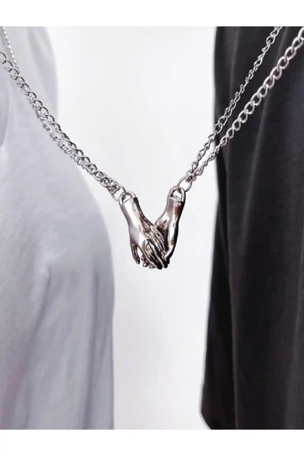 ÇelikOnline Çift Kolye Seti: Dayanıklı ve Şık Pirinç Takı Seçeneği