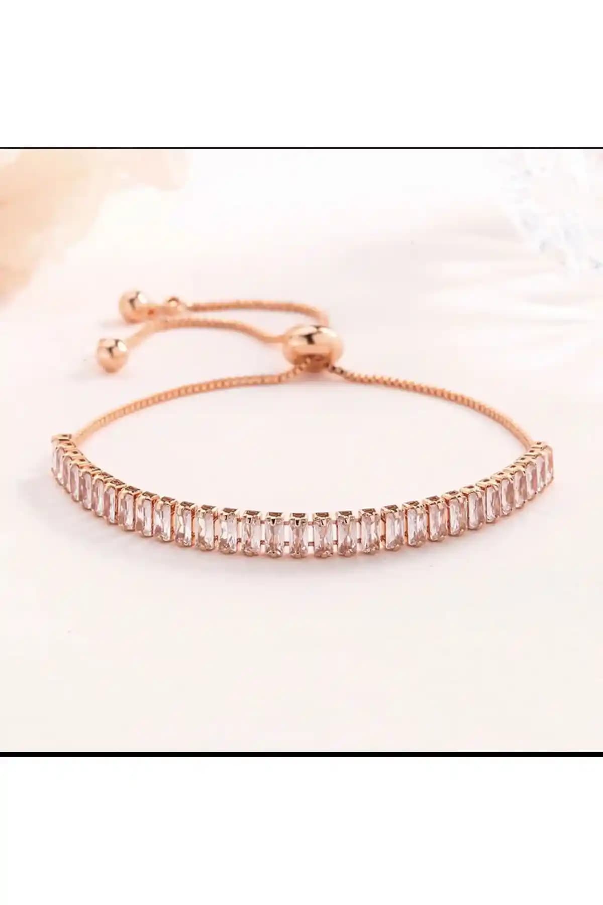 DEMOKAN Kadın Su Yolu Bileklik: Zarif ve Dayanıklı Altın Renkli Takı Aksesuarı