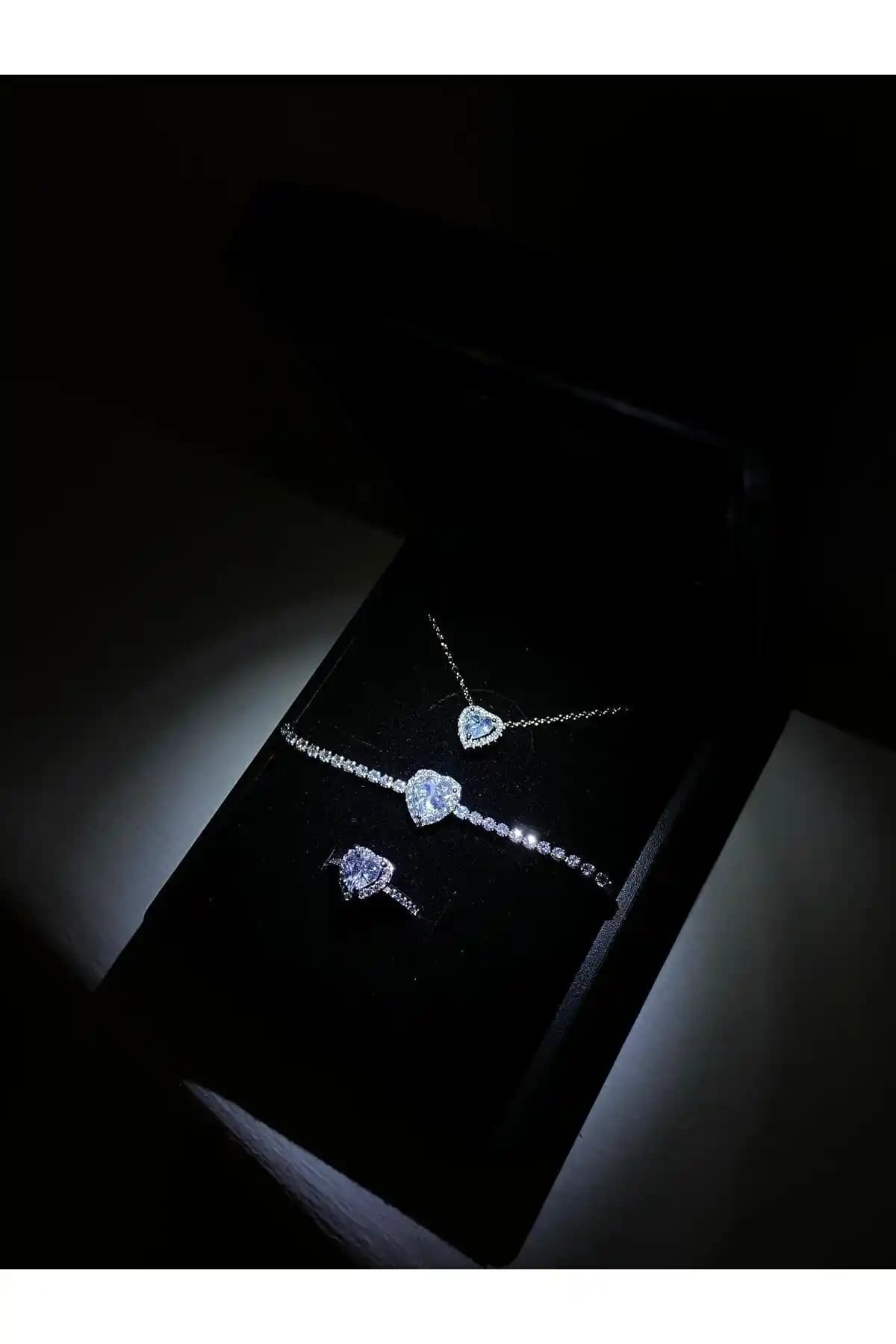 DMR Accessoire 3'lü Mini Takı Seti Sevgililer Günü İçin Zarif ve Anlamlı Hediye