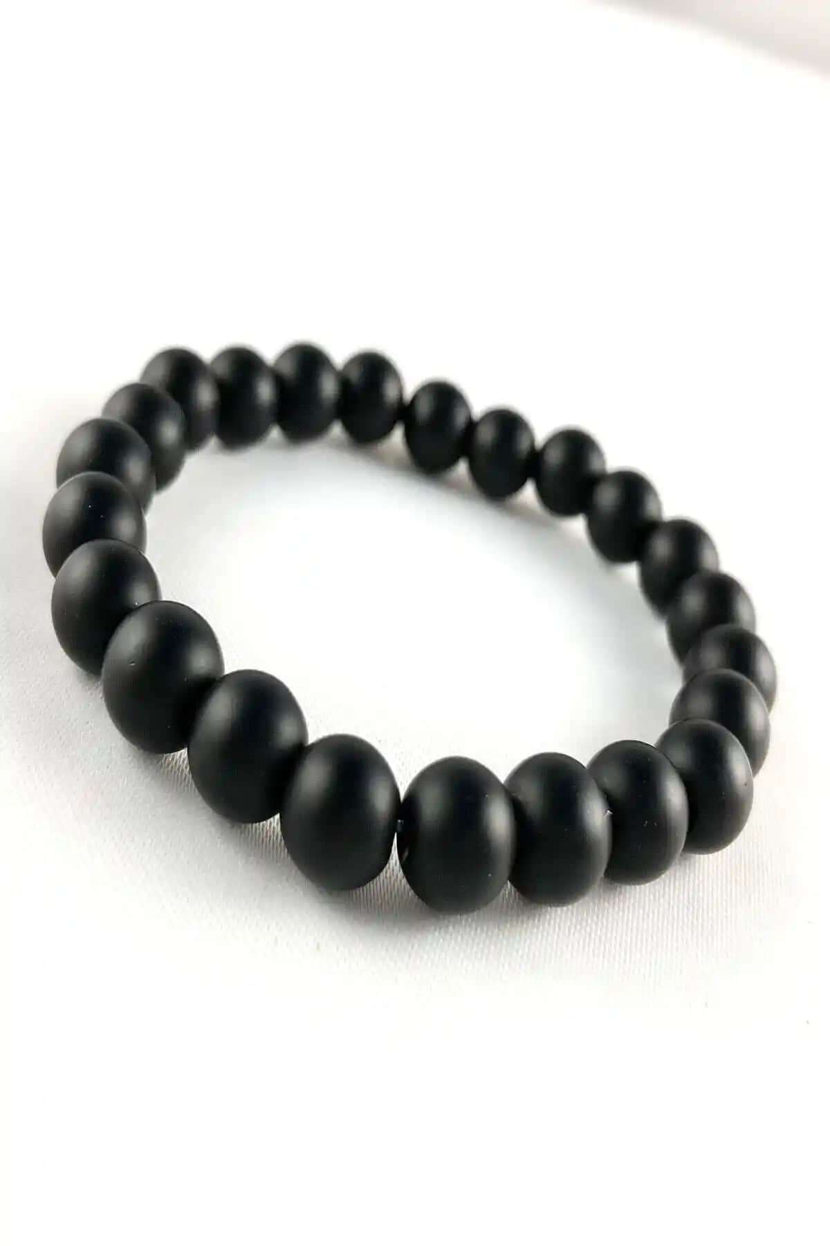 Doğal Taş Evie Oniks Bileklik: Şıklık ve Doğallığın Zarif Buluşması