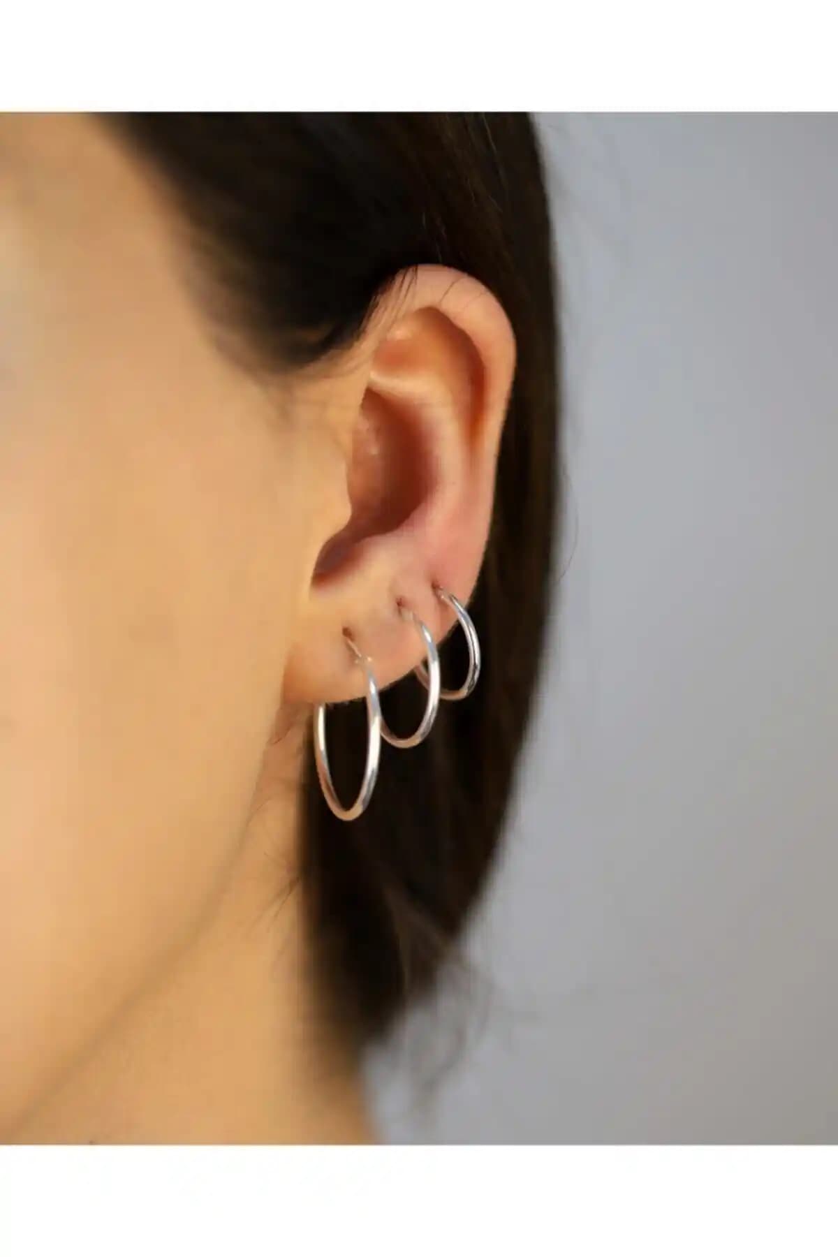 Doğan Silver 925 Ayar Gümüşü Üçlü Halka Küpe Modern ve Şık Tasarım