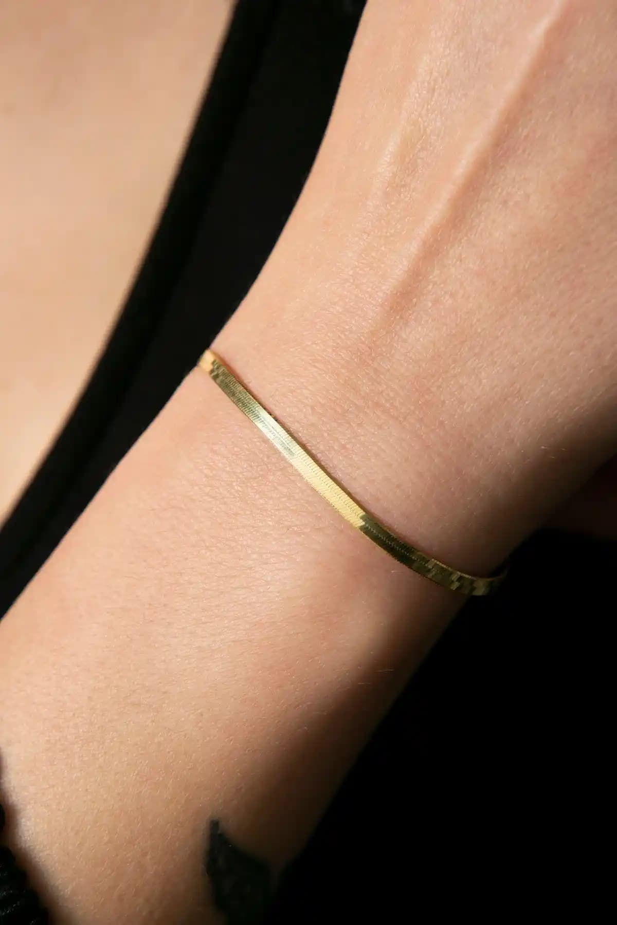 Elika Silver Kadın Bileklikleri Karşılaştırması: Yassı Zincir ve Tilki Kuyruğu Modeli