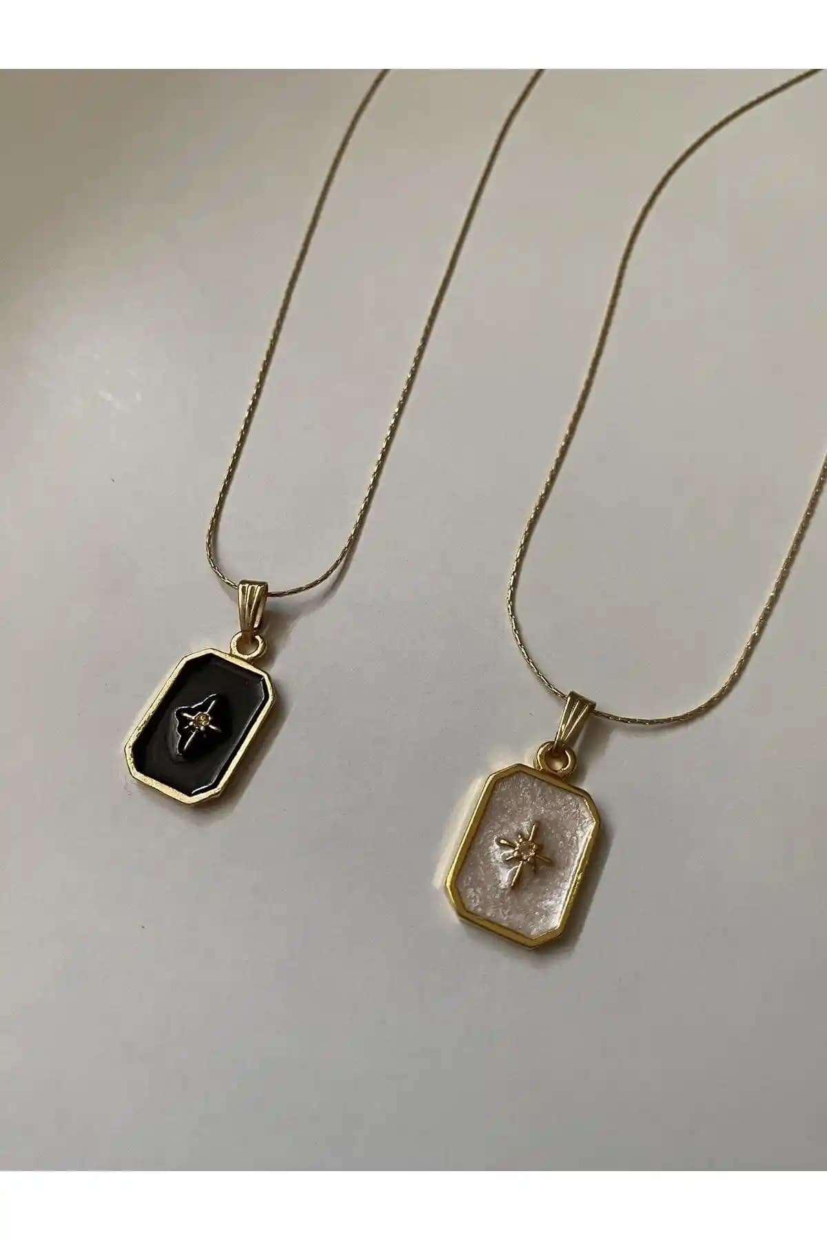 Fiamoss Kadın 2'li Kutup Yıldızı Plaka Kolye Şık ve Dayanıklı Tasarım