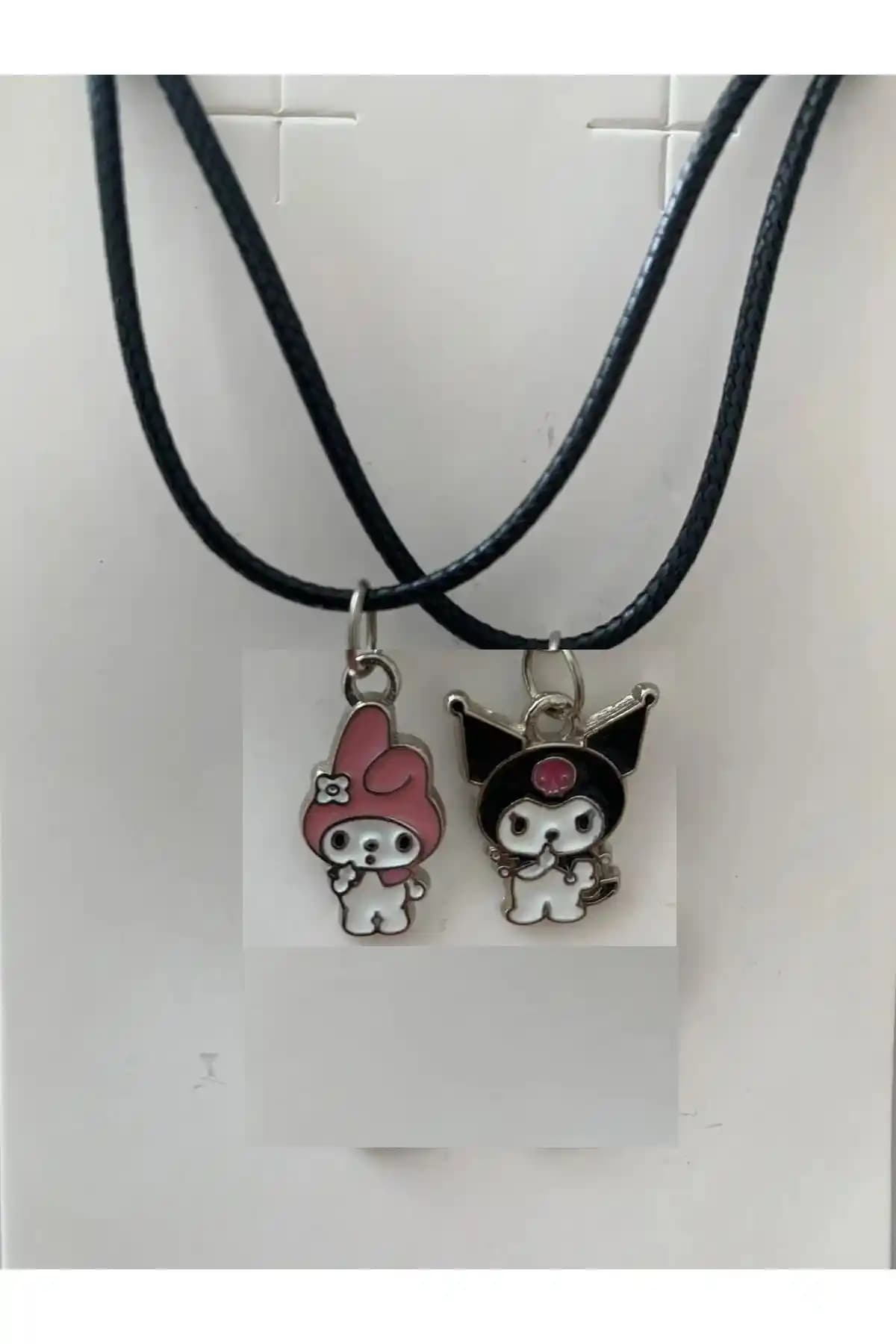 İki karakterli arkadaşlık kolyesi seti My Melody ve Kuromi ile anlamlı hediye seçeneği