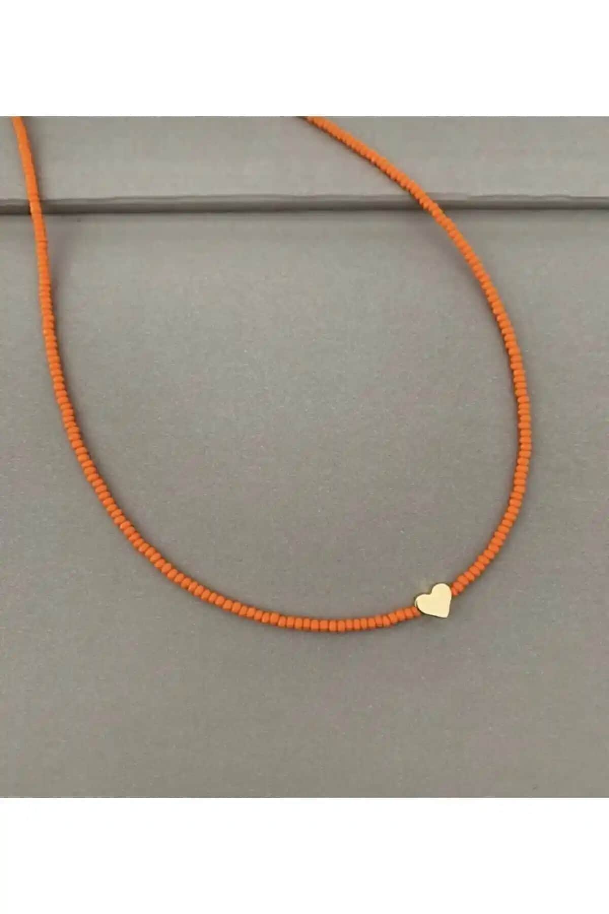 İki Popüler Kolye Modelinin Detaylı Karşılaştırması ve Satın Alma Rehberi