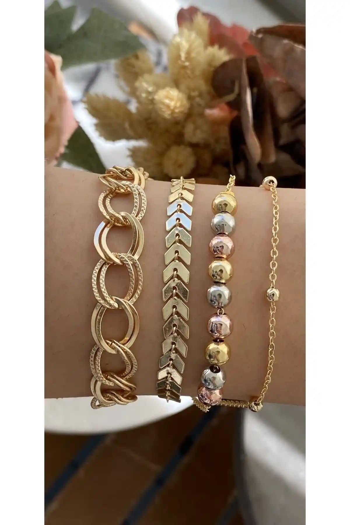 Jack Ferrero Kadın Apc Kaplama Zirkon Taşlı Bileklik - Şık ve Dayanıklı Aksesuar