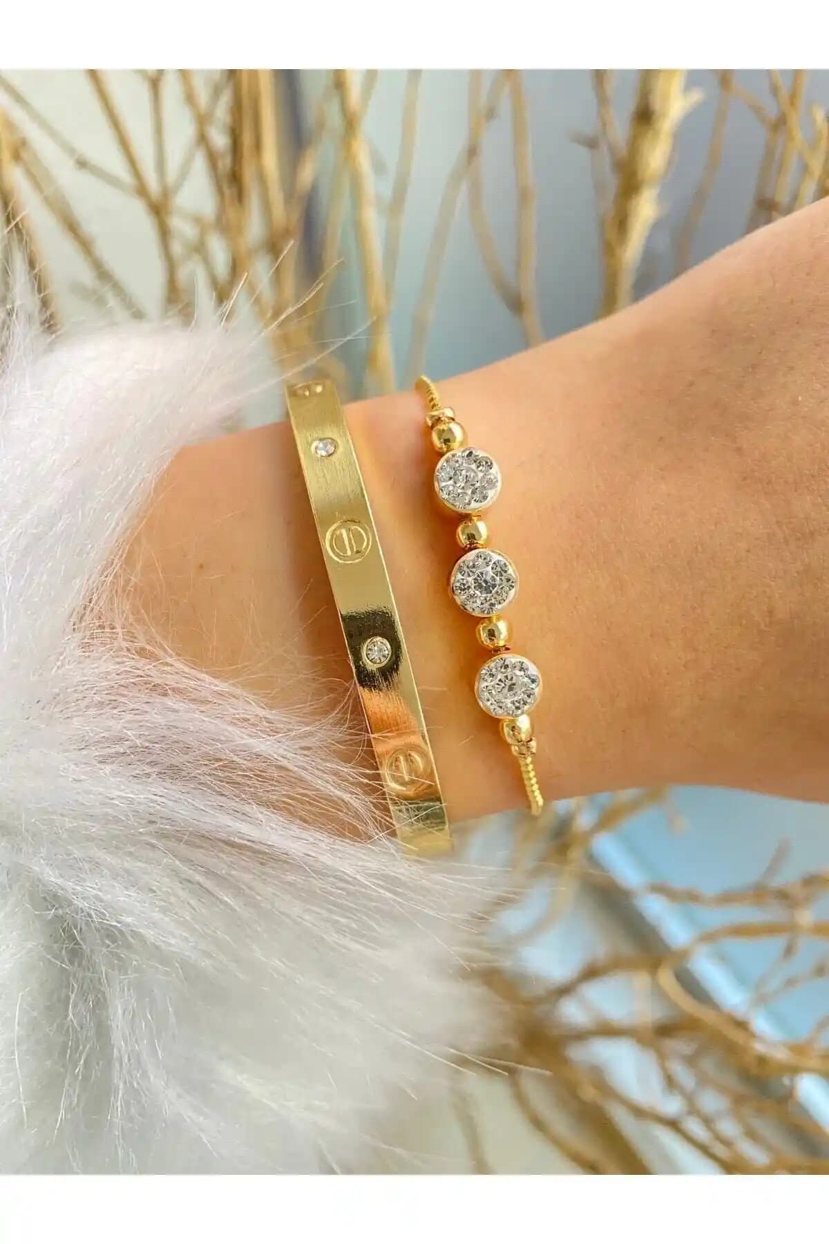 Jack Ferrero Kombin Bileklik Seti: Zarif ve Dayanıklı Modern Aksesuarlar