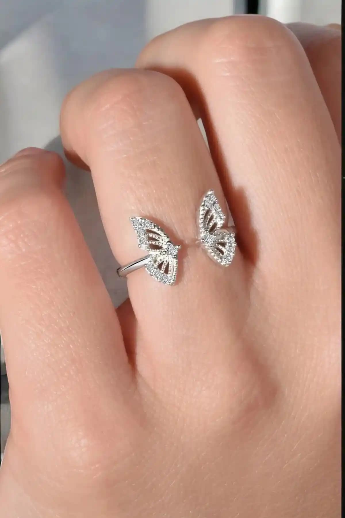 Jelux Silver Gümüş 925 Ayar Kelebek Model Yüzük: Zarif ve Şık Takı Seçeneği