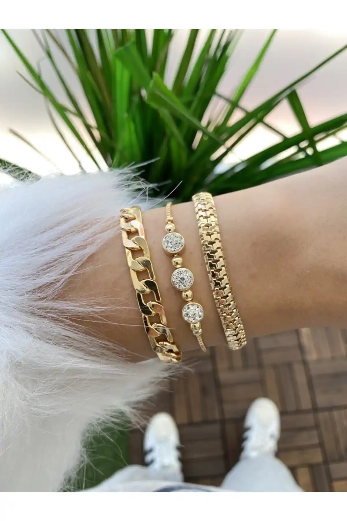 Jenny Daphne ve Sortie Aksesuar Bileklikleri Karşılaştırması ve Seçim Rehberi