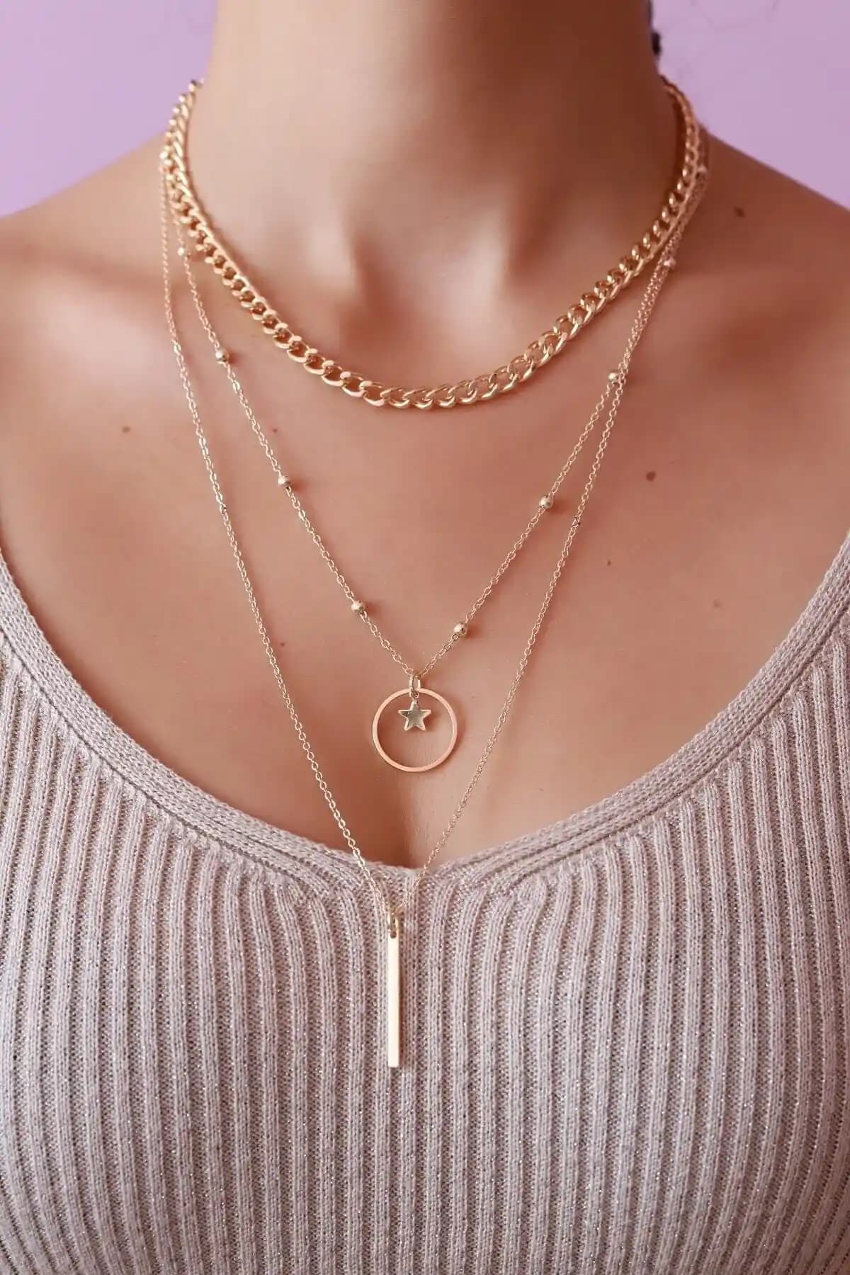 Kadınlar İçin En İyi Altın Kolye Modelleri ve Karşılaştırması